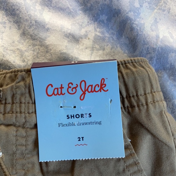 NWT 2t khaki shorts - Picture 2 of 4